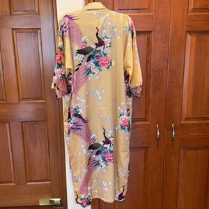 ZHONG SANG KIMONO ROBE MEDIUM